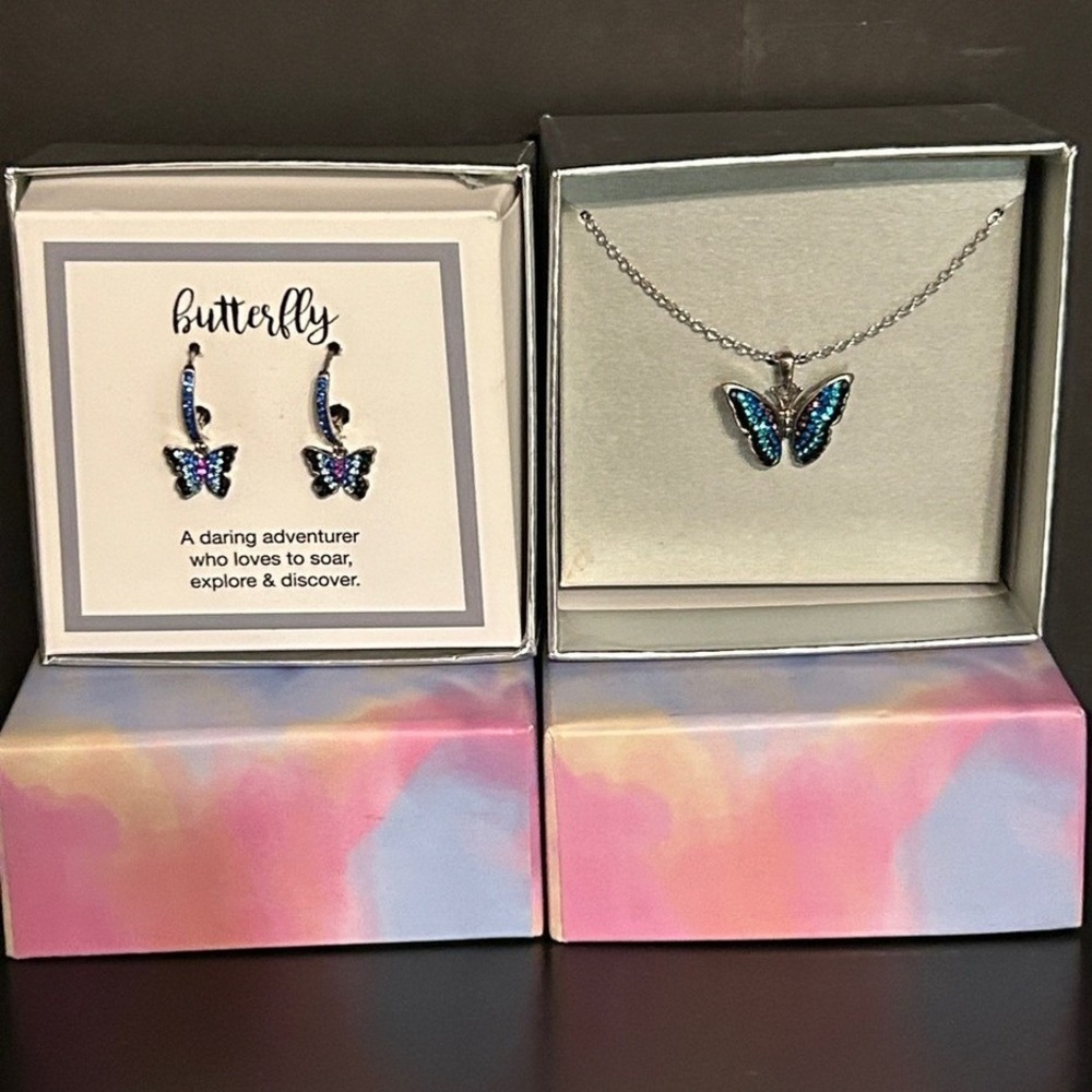 Kohl's Butterfly Necklace Earrings Set Silver Tone Blue Accents Boho NWT